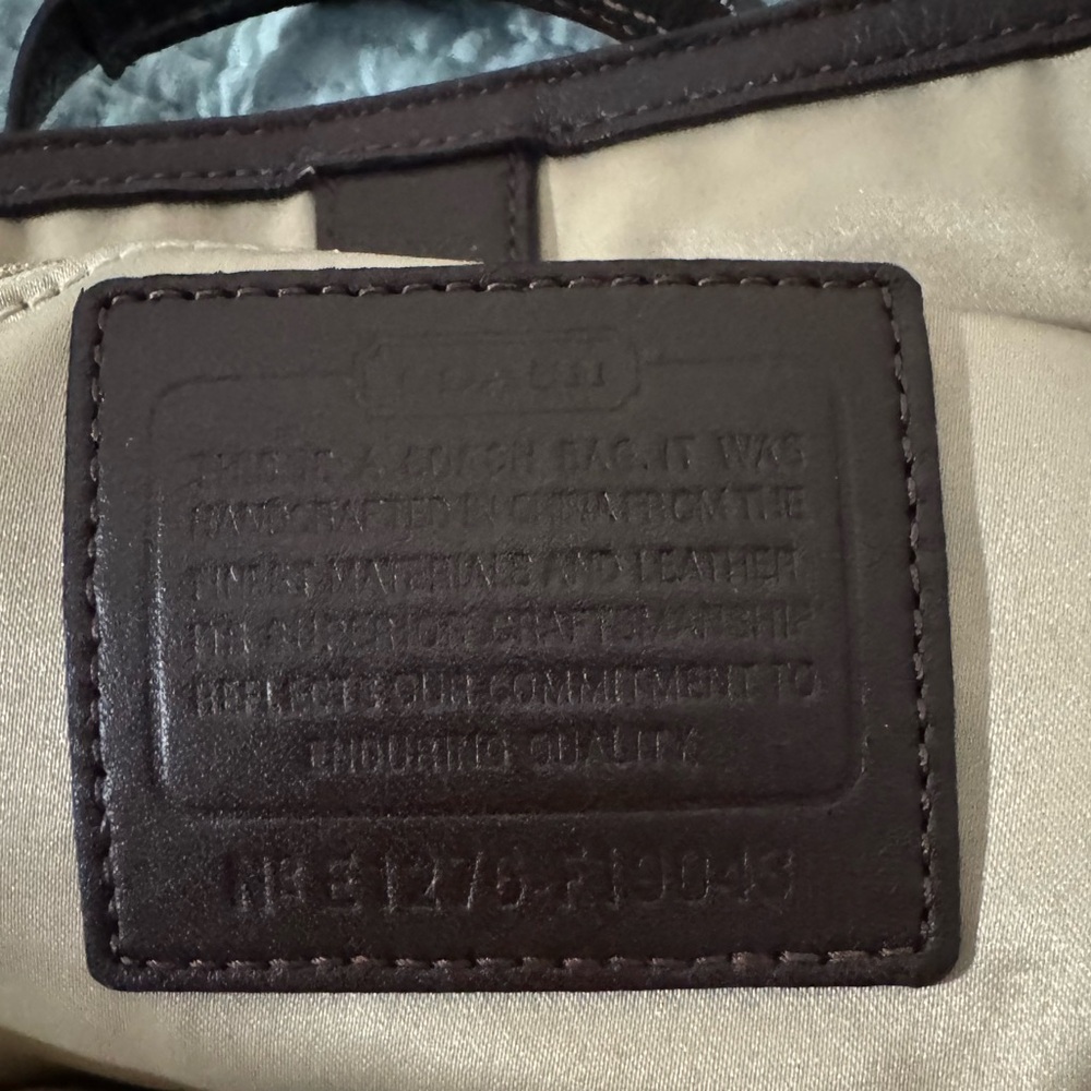 Coach Penelope Signature Satchel - Picture 6 of 6